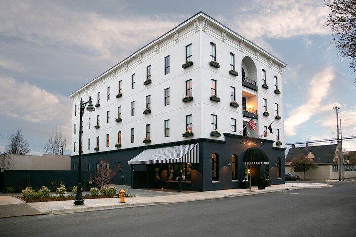 Hotel 3 of 41