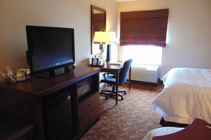 Room 12 of 28
