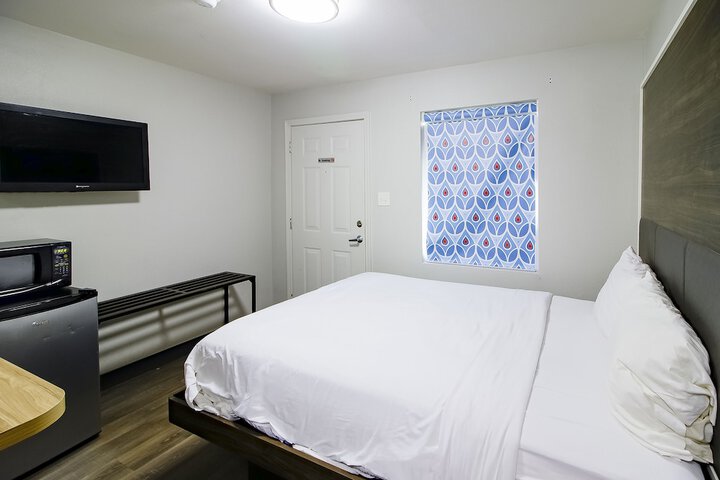 Room 20 of 23