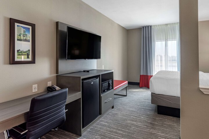 Room 35 of 51
