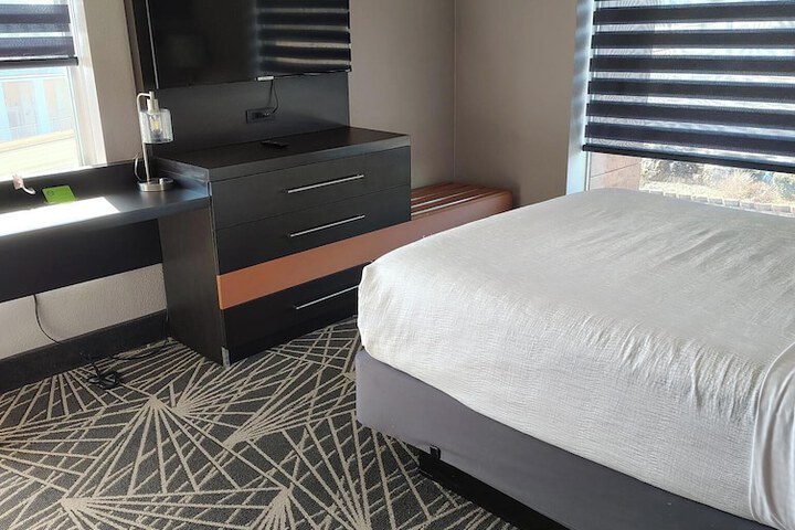 Room 31 of 67