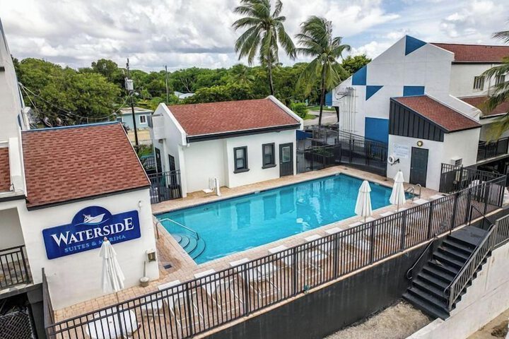 Waterside Suites & Marina
