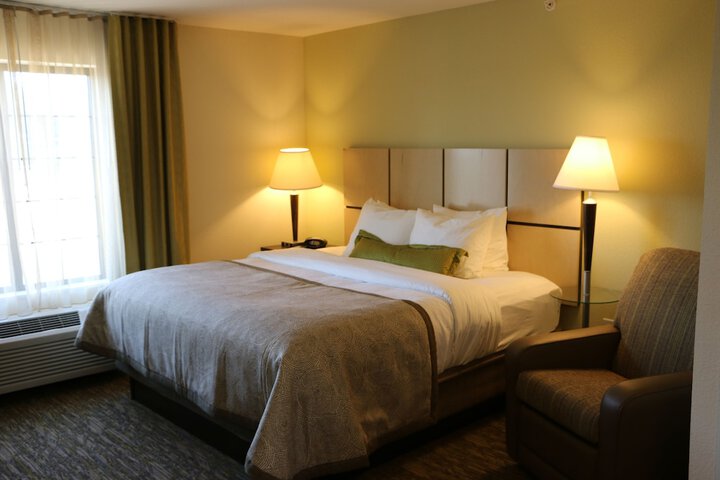 Room 21 of 32