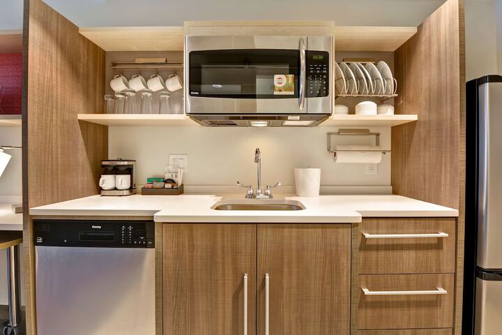 Home2 Suites Naples I-75 Pine Ridge Road FL