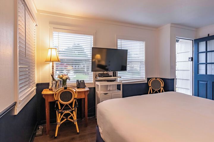 Cannon Beach Hotel Collection