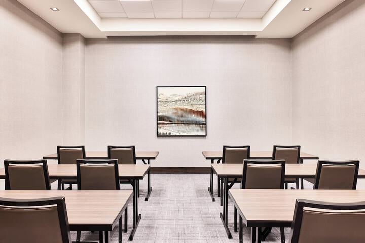 AC Hotel by Marriott Columbus Downtown
