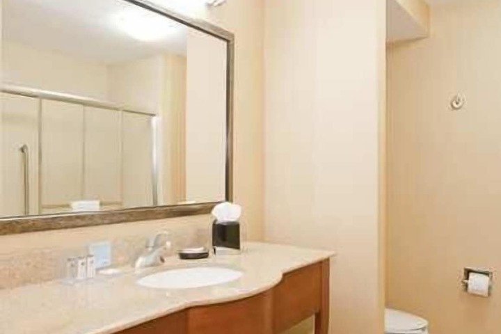 Hampton Inn & Suites Columbia at University