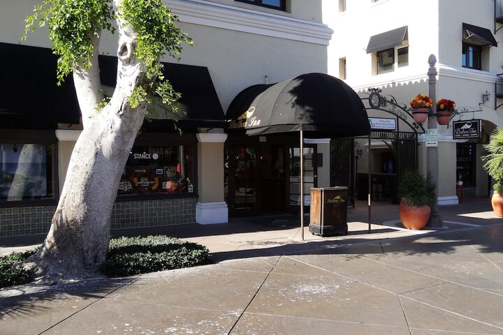 Balboa Inn on the Beach