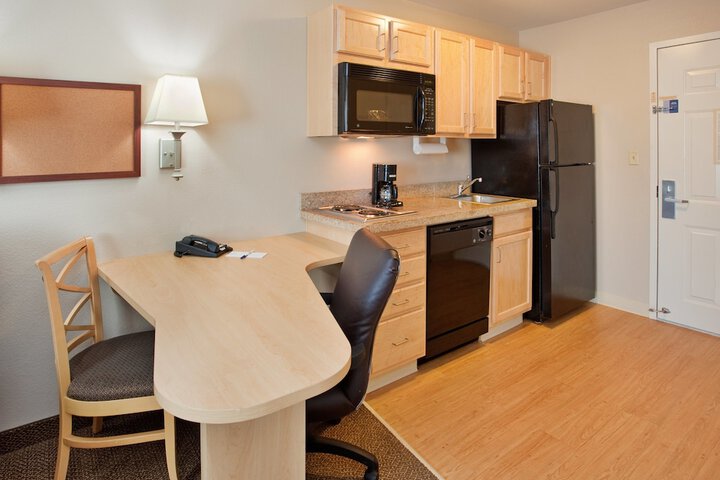 Room 15 of 23