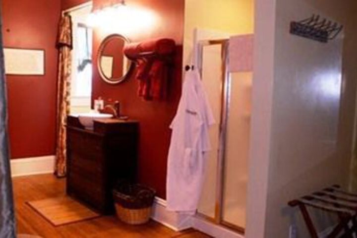 Whispering Pines Bed and Breakfast