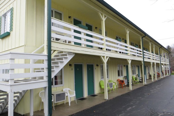 Green Valley Lodge