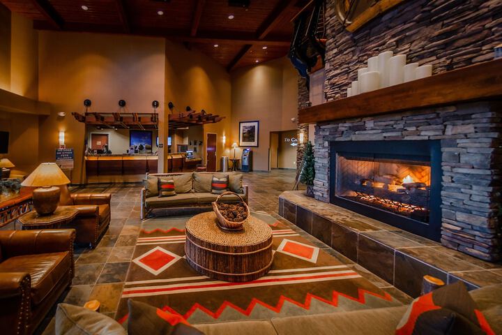 Lodge at Feather Falls Casino
