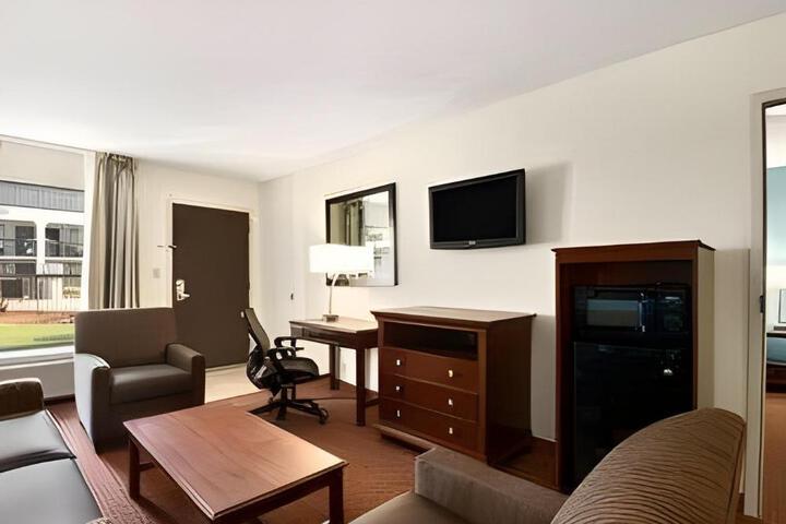Baymont by Wyndham Florence