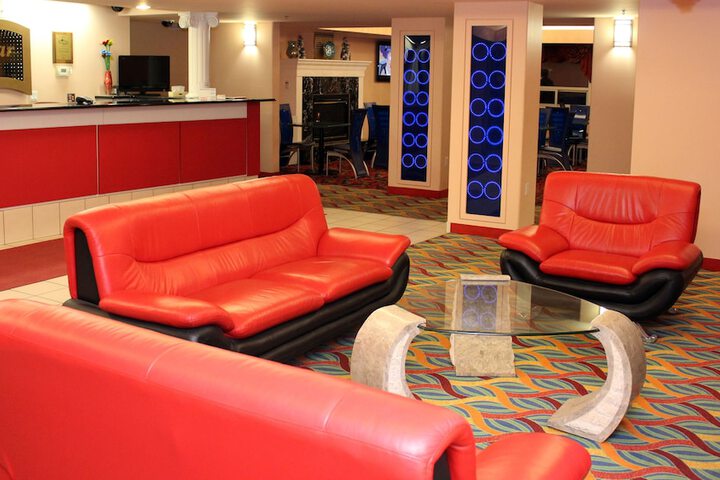 Crystal Star Inn Edmonton Airport