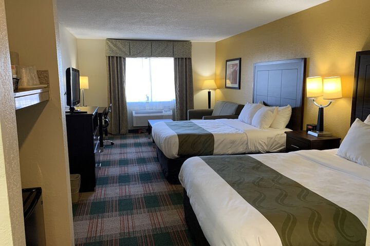 Room 12 of 24
