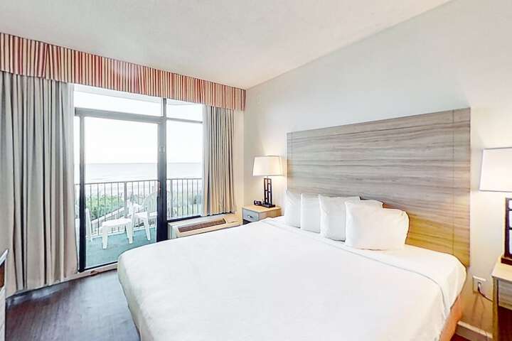 Room 41 of 106