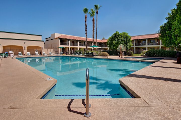 Pool 8 of 29