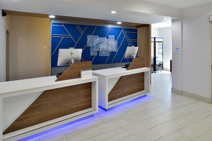 Holiday Inn Express & Suites Carthage by IHG