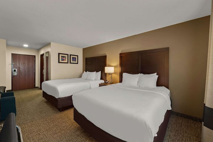 Room 7 of 39