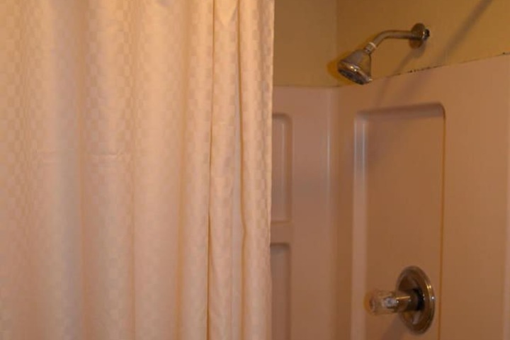 Room 21 of 31