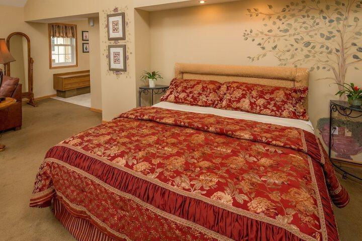 Goldmoor Inn