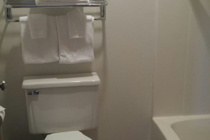 Room 44 of 58