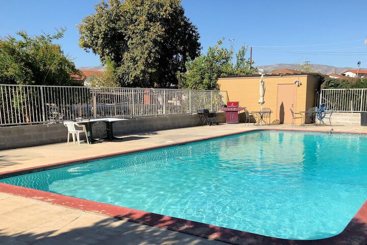 Pool 5 of 38