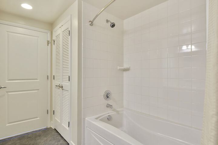 Room 20 of 44