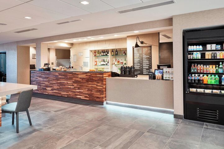 Courtyard by Marriott Cincinnati Airport South / Florence