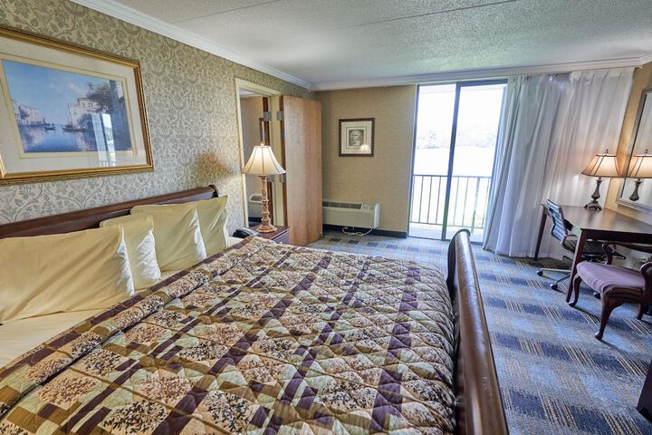 Room 22 of 41