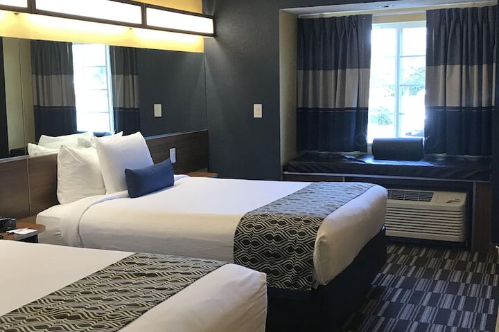 Microtel Inn & Suites by Wyndham Columbus / Near Fort Benning