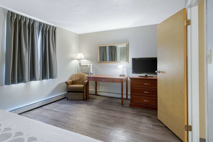 Room 14 of 19