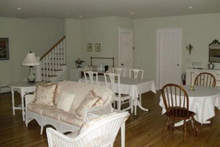 The Shearwater Inn