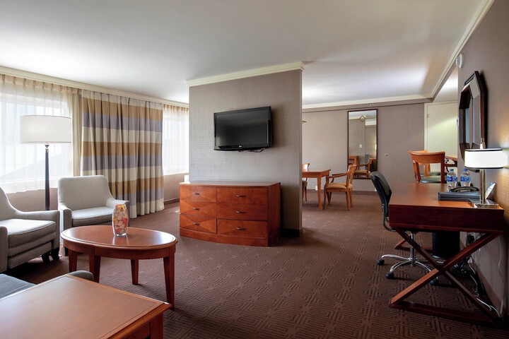 Sheraton Niagara Falls