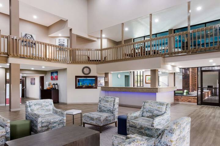 Hotel Interior 11 of 34