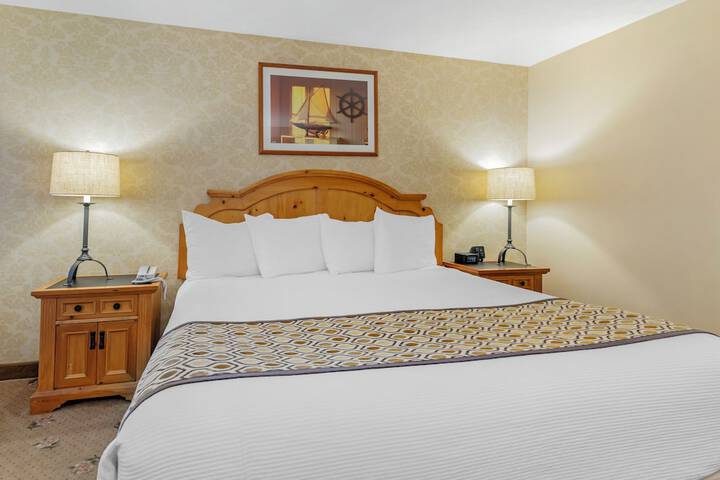 Room 103 of 134