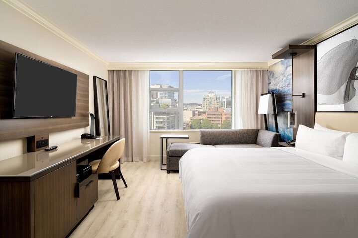 Room 8 of 44