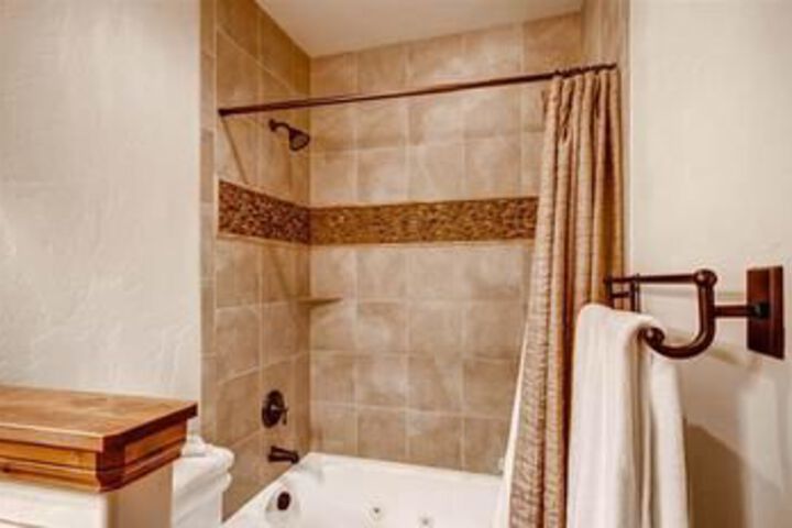 Moose Lodge Highlands Area by Pinnacle Lodging