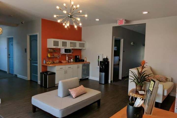 The Acorn Suites