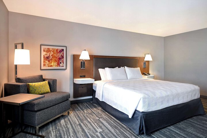 Room 20 of 32