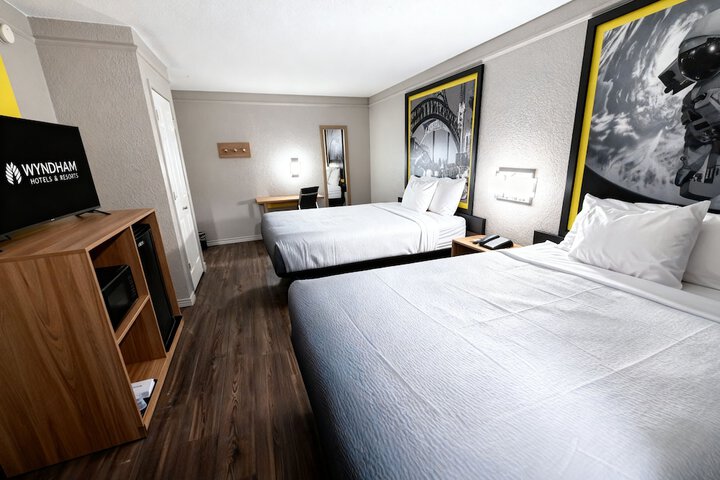 Super 8 by Wyndham Nacogdoches Near University