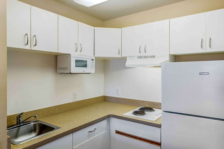 Room 15 of 31