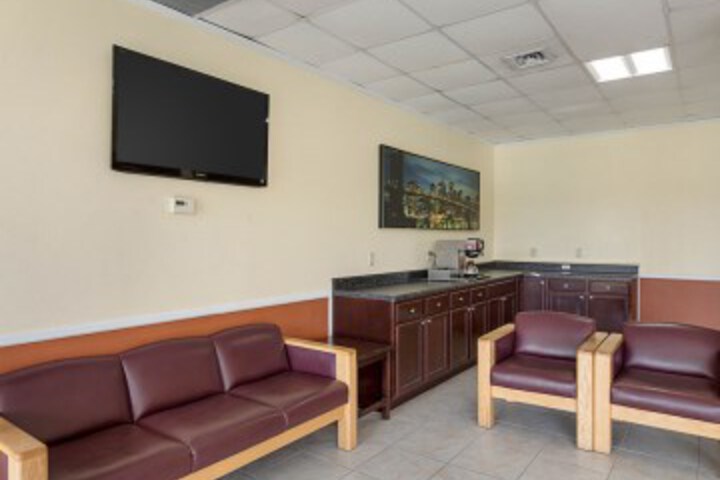 Econo Lodge Benton