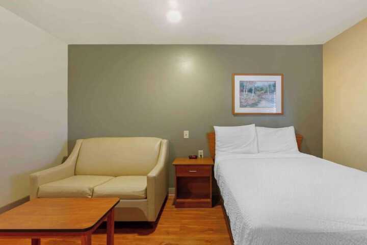 Studio 6 Extended Stay Fishkill Westage Center NY