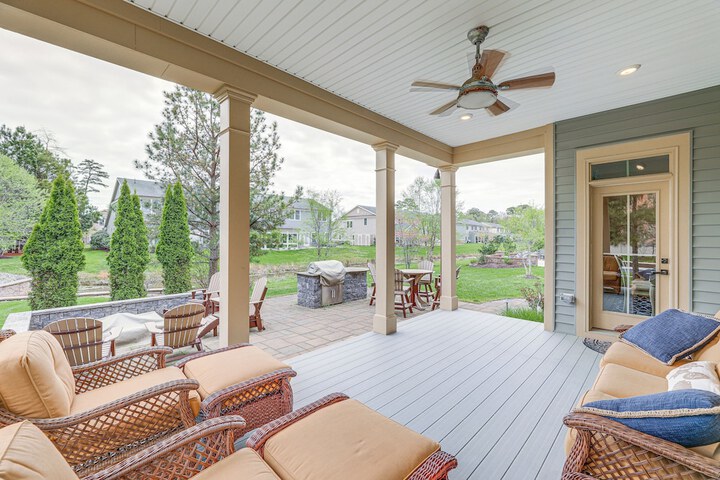 Furnished Outdoor Space: Family Home in Ocean View