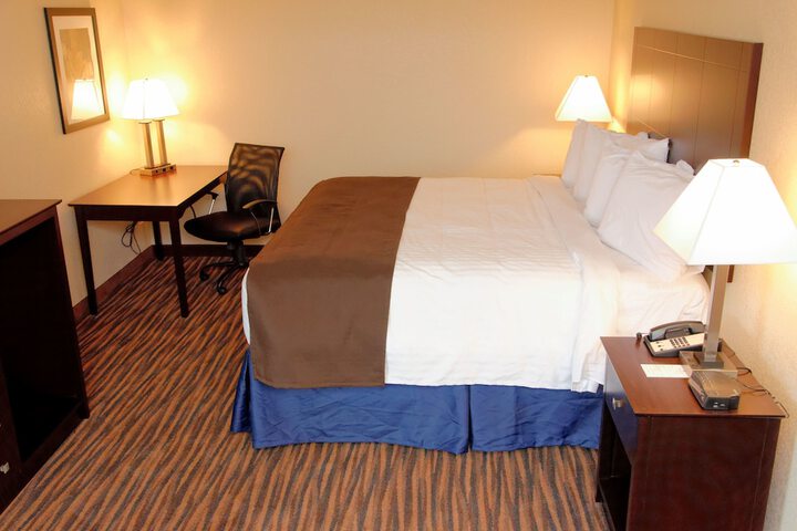 Room 40 of 94