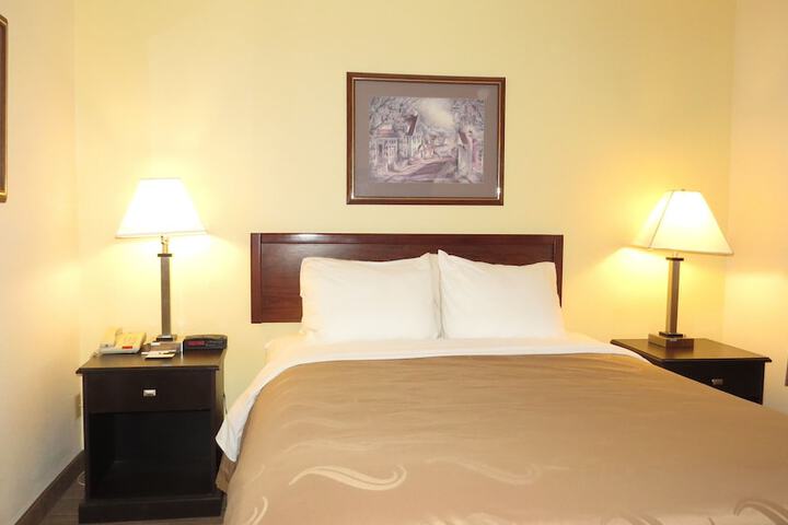 Room 20 of 46