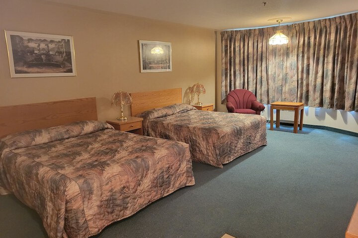 Room 40 of 48