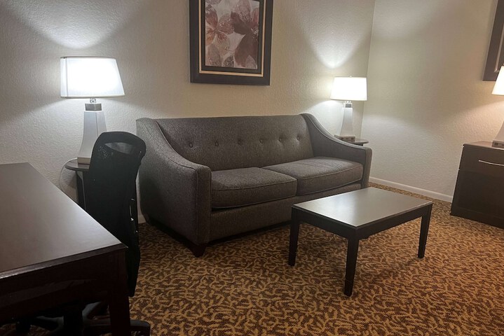 Room 26 of 45