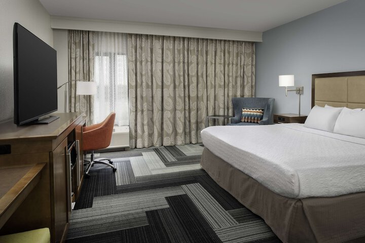 Hampton Inn Pittsburgh / Monroeville